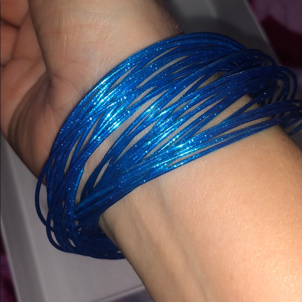 Multiple bangles. Blue - Picture 3 of 4